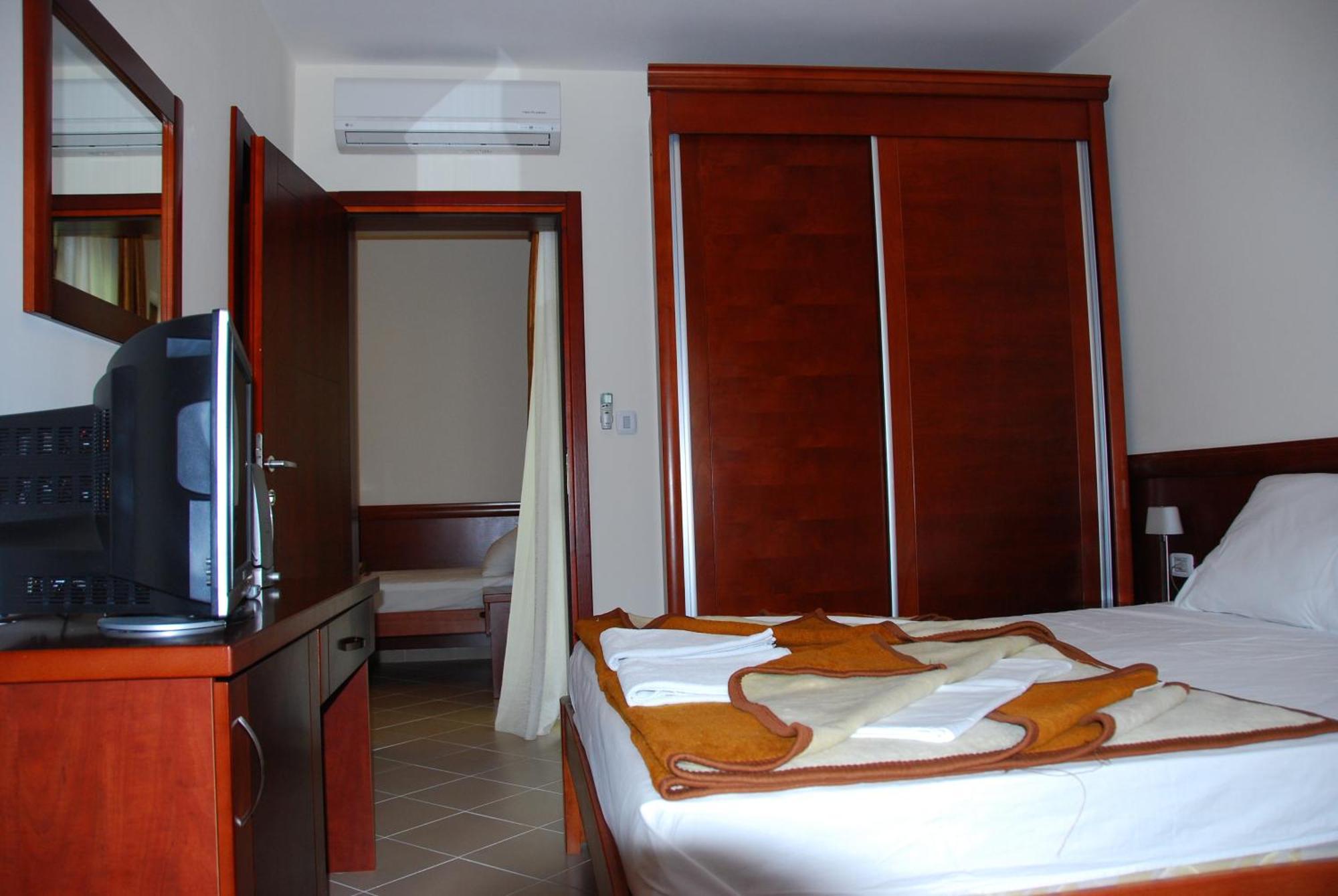 Apartments Krapina Budva Exterior foto
